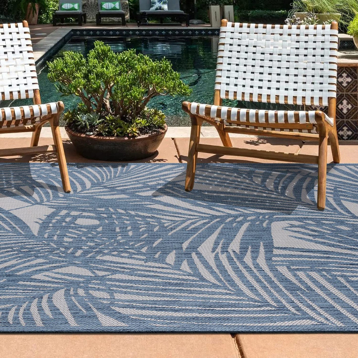 Contemporary Palm Leaf Flat Weave Rugs for Indoor/Outdoor