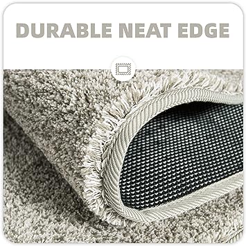1.7x4 Feet Bedside Rugs Floor Rugs for Bedroom, Machine Washable Extra Soft Comfortable Carpet for Bedroom, Non-Slip Small Area Rug for Kids Puppy Home Decor Aesthetic, Beige