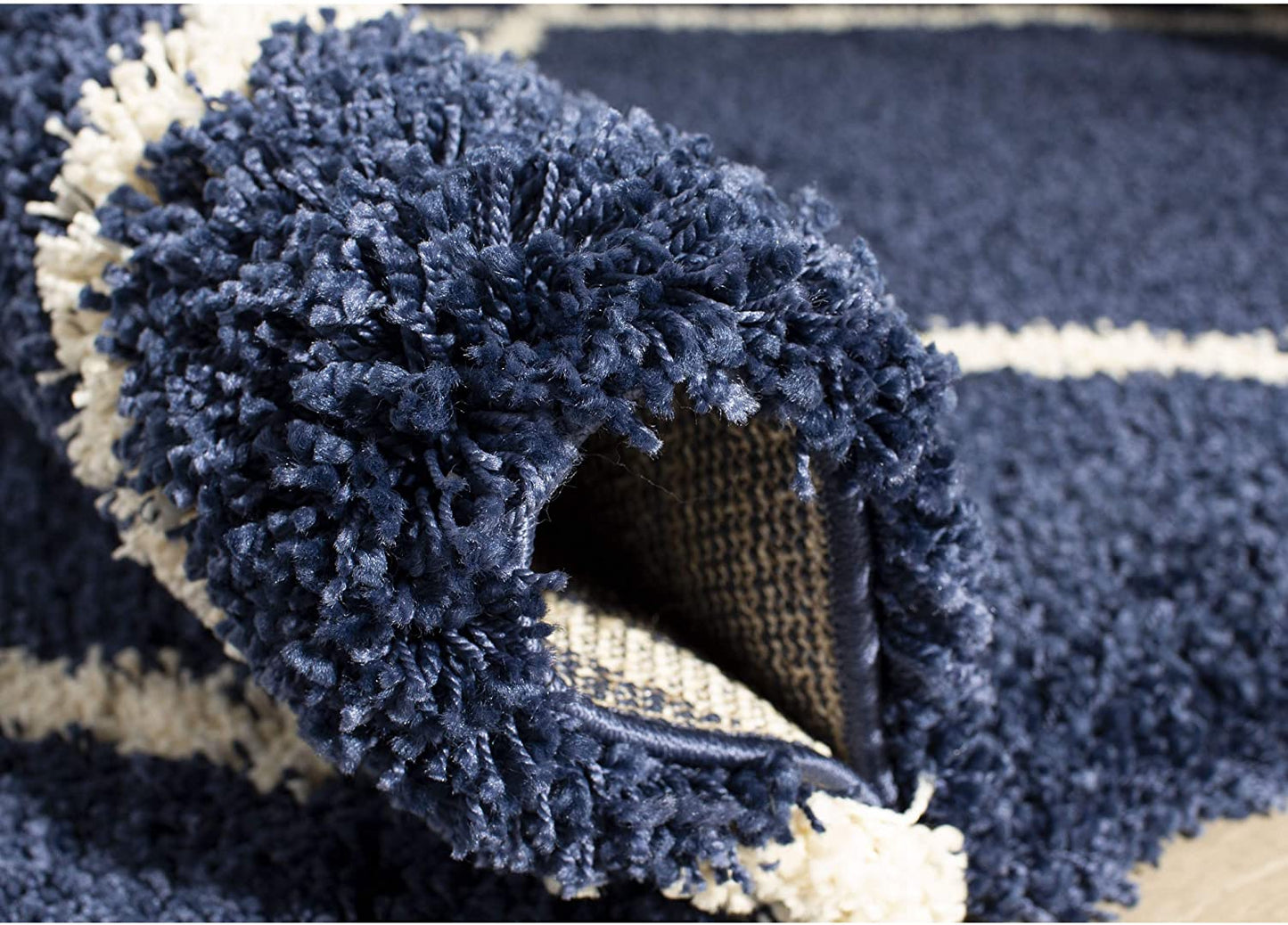 Diamond Trellis Navy/Ivory Soft Plush Shag Area Rug 2-inch Thick