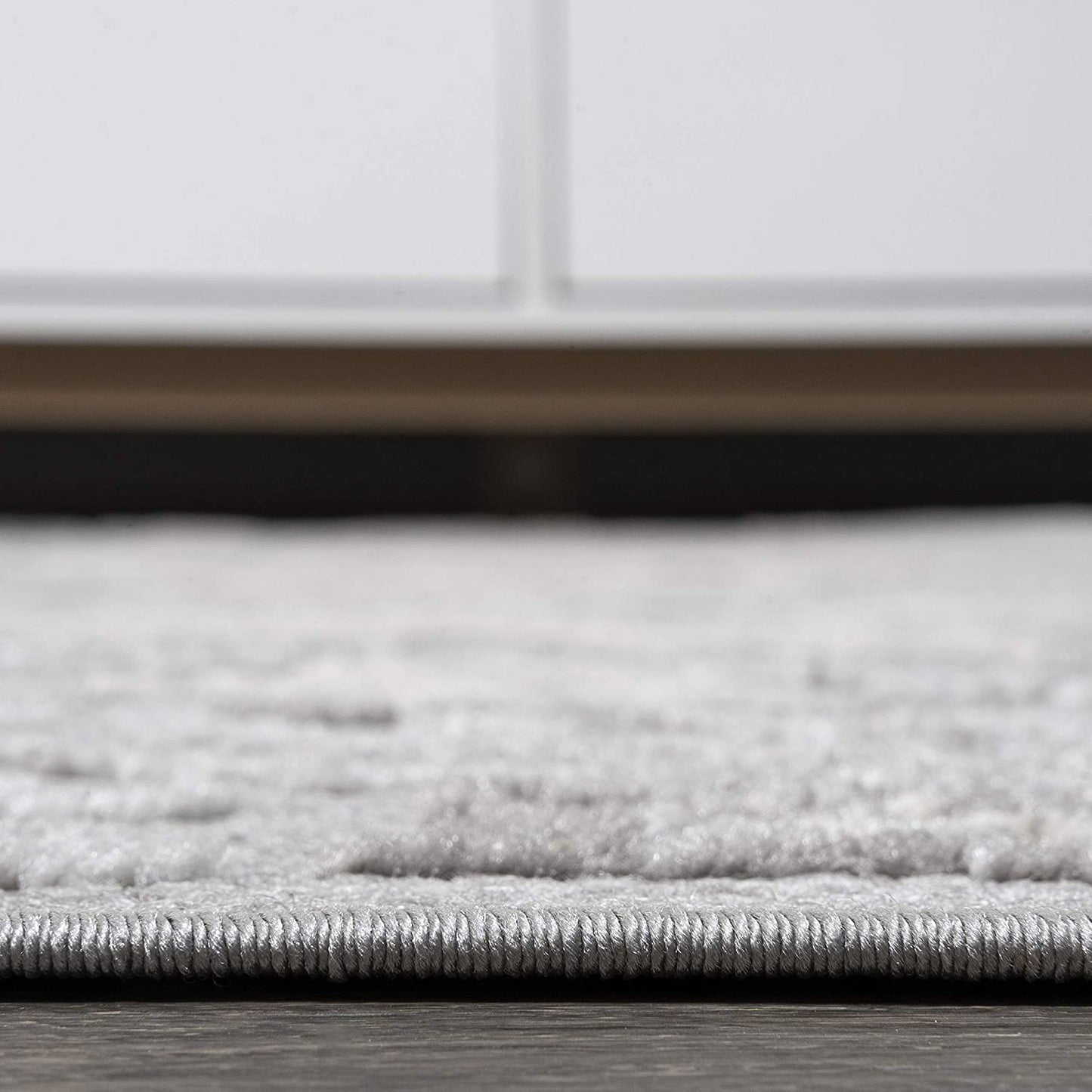 Gordes Paisley Indoor/Outdoor Light Gray/Ivory Rug