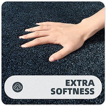 1.7x4 Feet Bedside Rugs Floor Rugs for Bedroom, Machine Washable Extra Soft Comfortable Carpet for Bedroom, Non-Slip Small Area Rug for Kids Puppy Home Decor Aesthetic, Beige