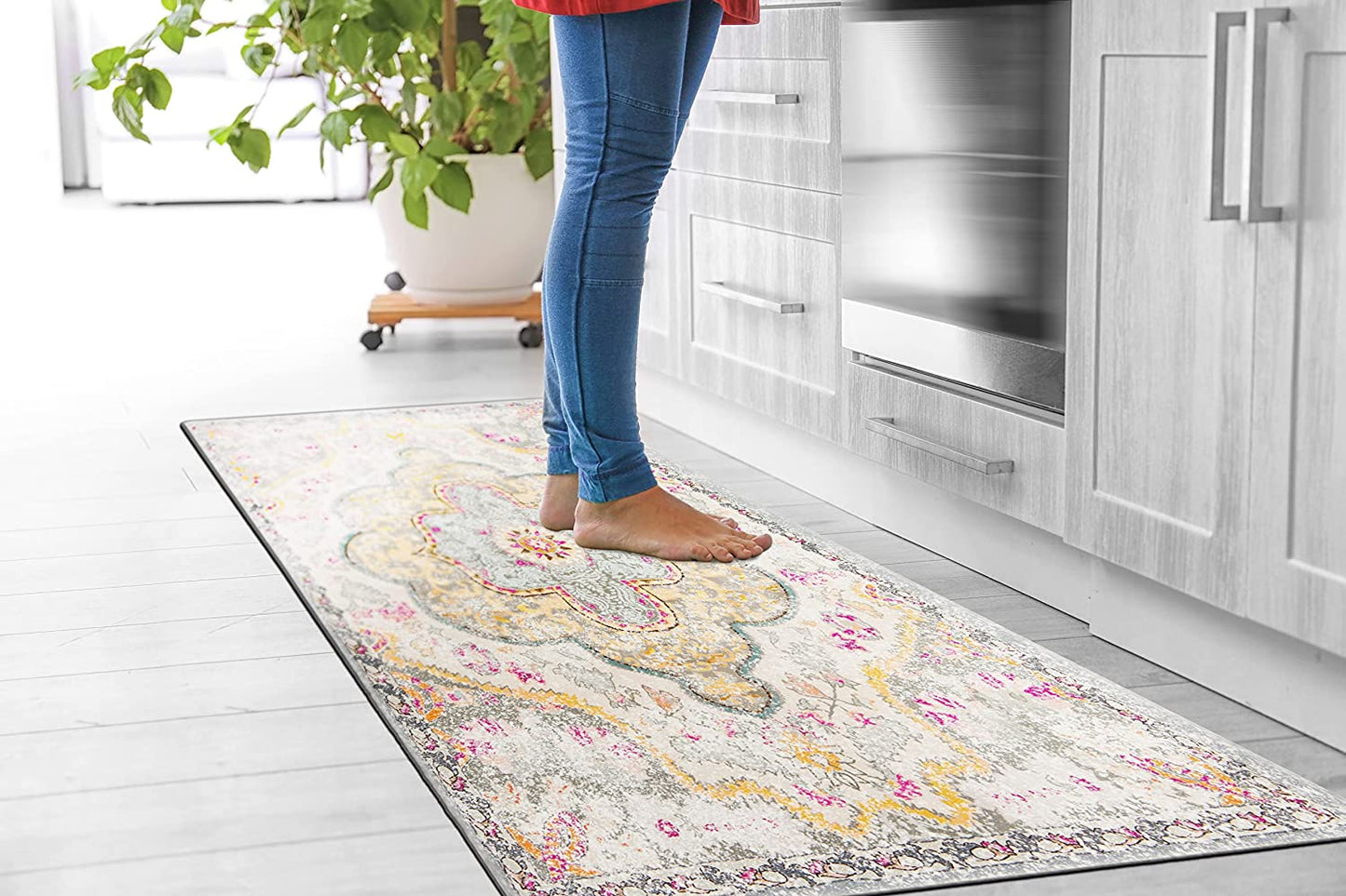 Distressed Bohemian Anti Fatigue Non Slip Stain Resistant Mat - 18" x 47" Cream