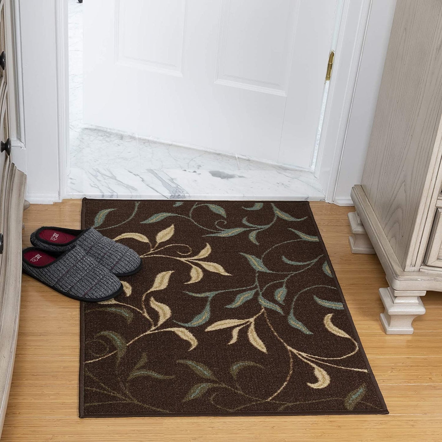 Leaves Rug Floral Soft Brown