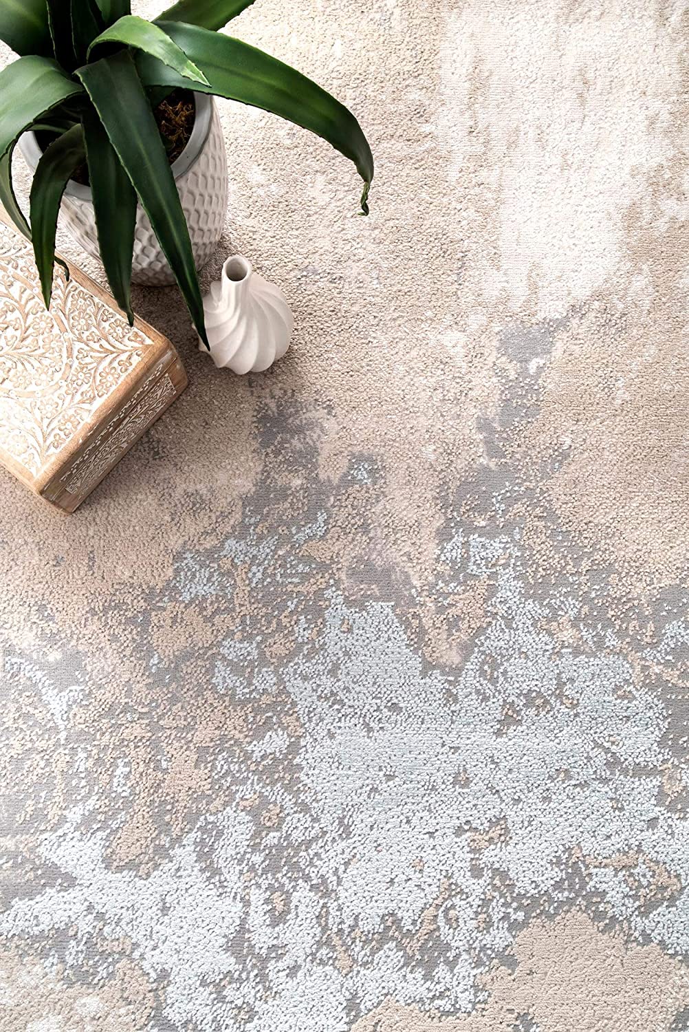 Cyn Abstract Area Rug,Beige