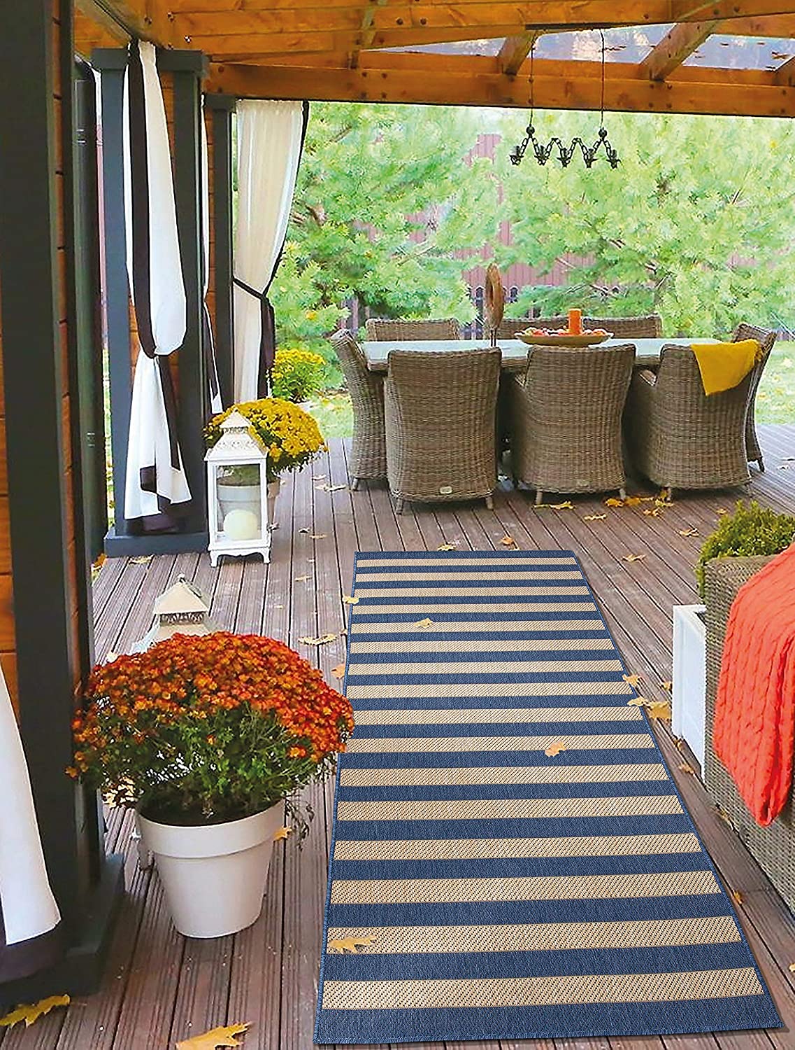 Jardin Indoor/Outdoor Stripe Rug, Navy Ivory