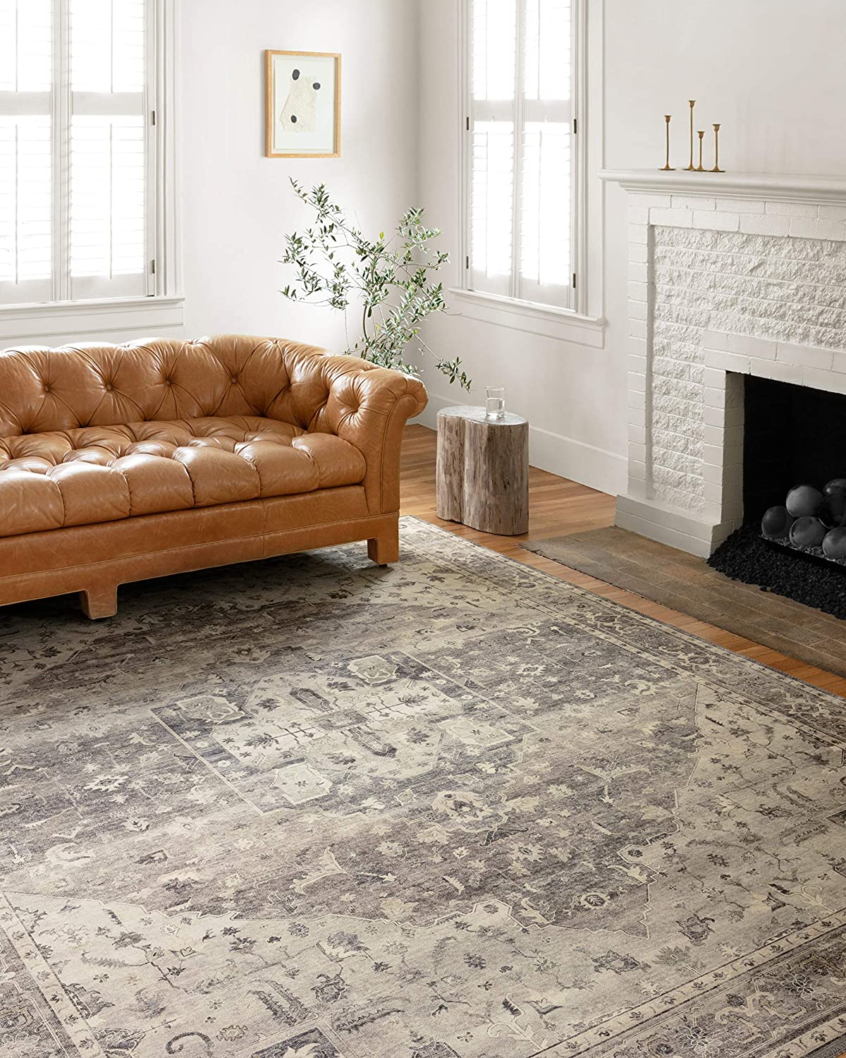 Hathaway Collection HTH-04 Beige / Multi, Traditional Area Rug