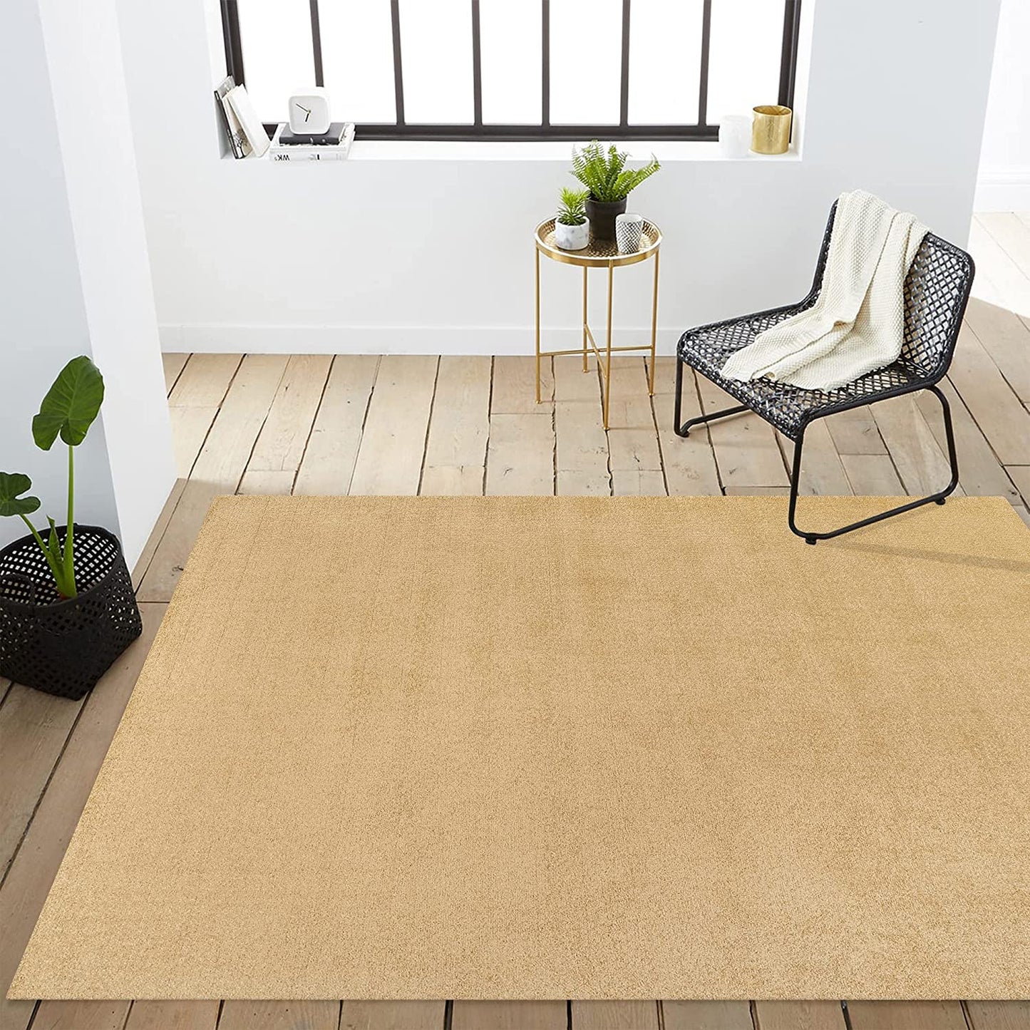 Haze Solid Low-Pile Red Soft Area Rug