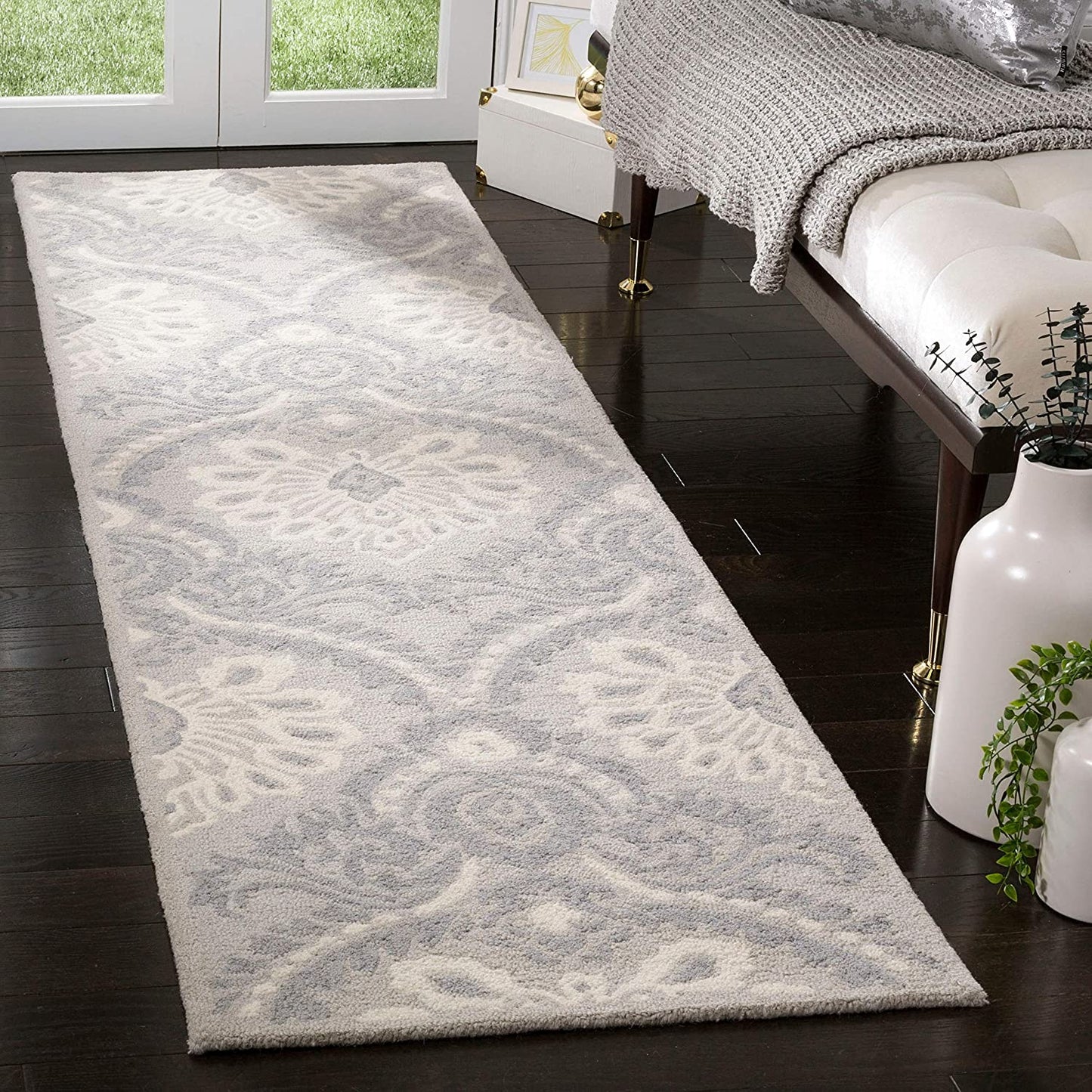 Damask Handmade Premium Wool Area Rug, Light Grey / Ivory