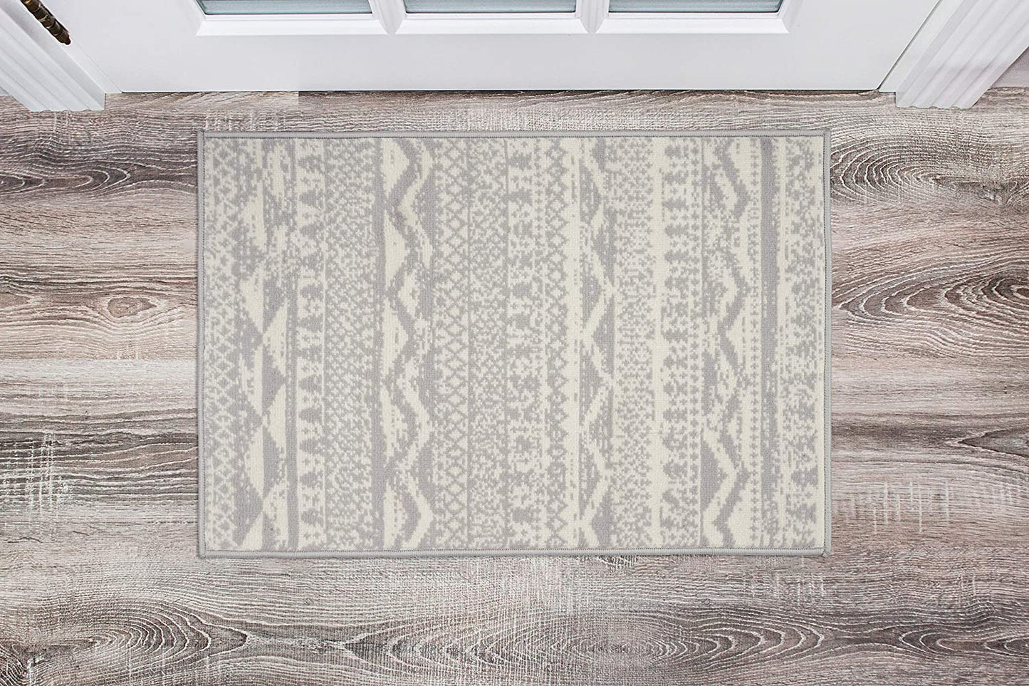 Contemporary Bohemian Gray Ivory Area Rug
