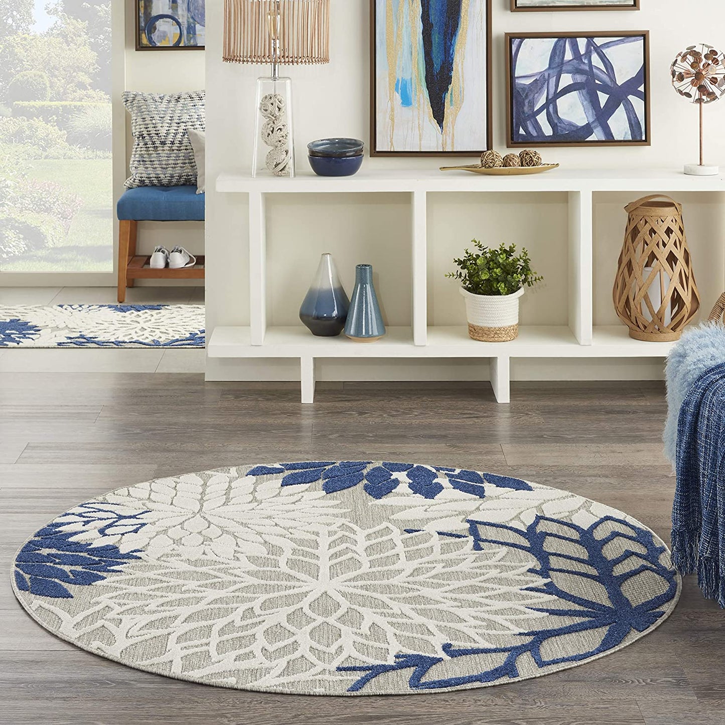 Indoor/Outdoor Floral Ivory/Navy Area Rug