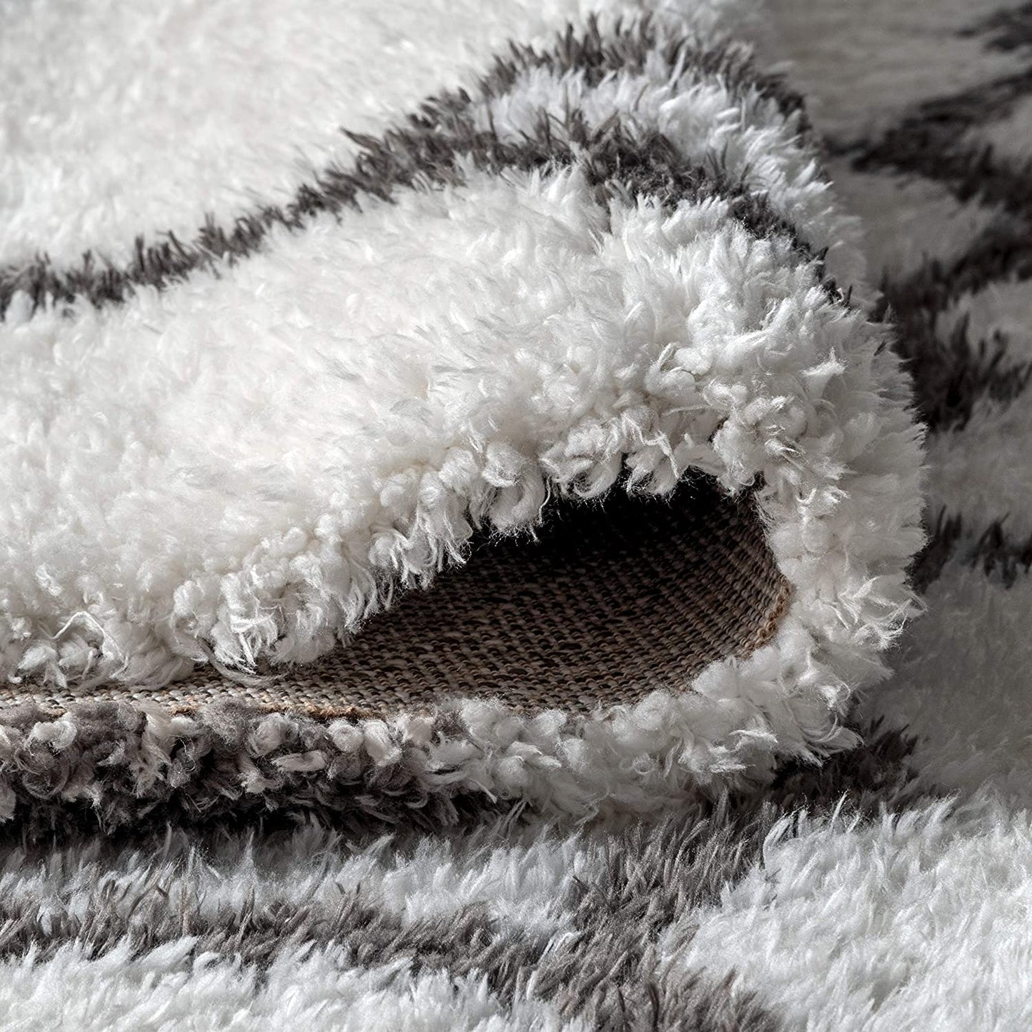 Marrakesh Shag Trellis with Tassels Ivory/Charcoal Soft Area Rug