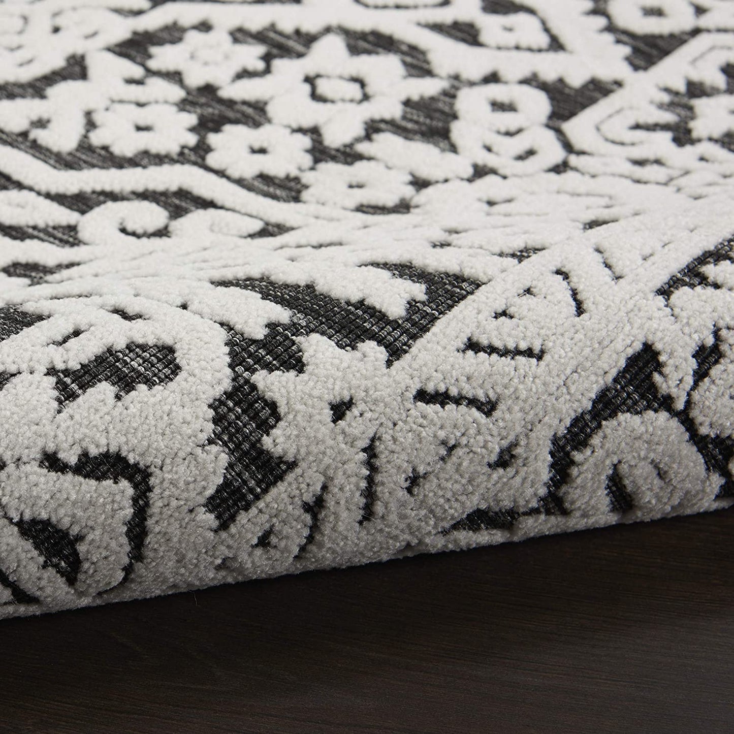 Calobra Indoor / Outdoor Area Rug, Dark Grey