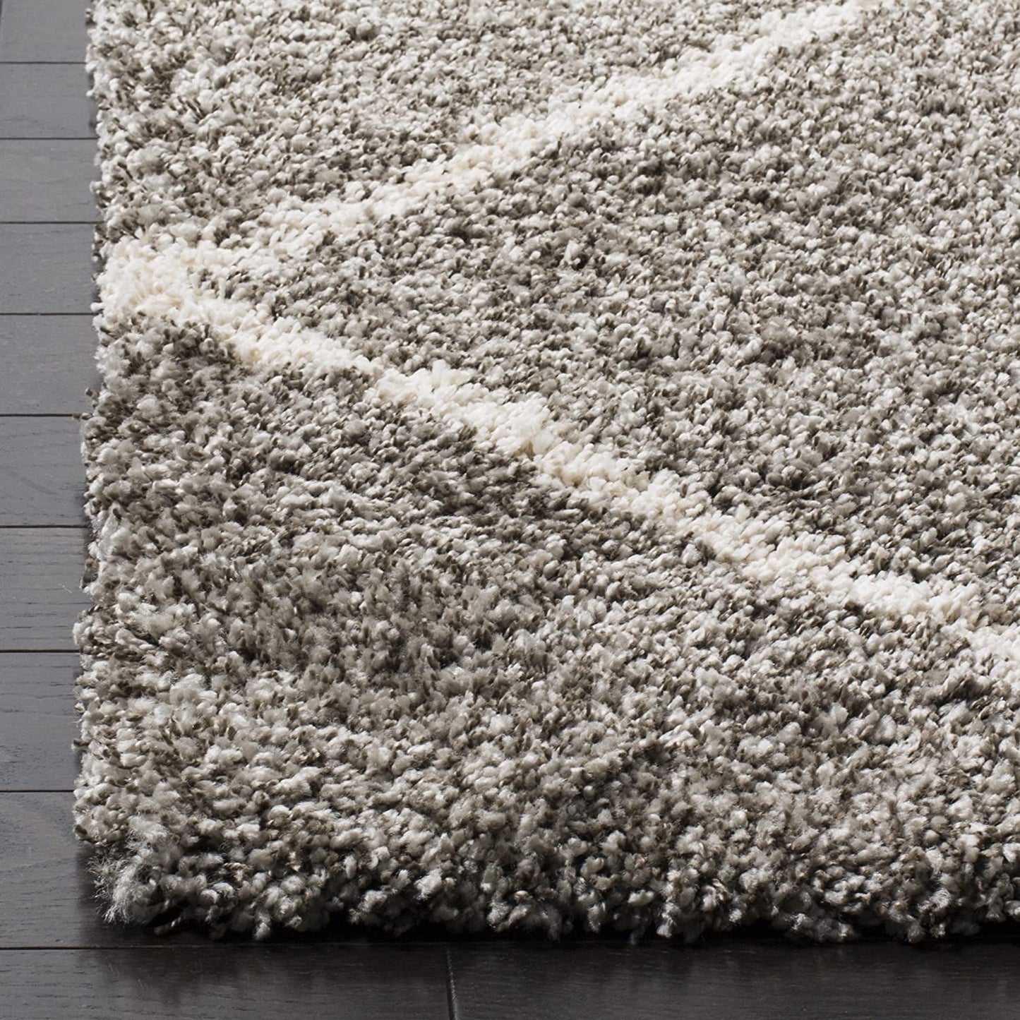 Diamond Trellis Grey/Ivory Soft Plush Area Rug 2-inch Thick