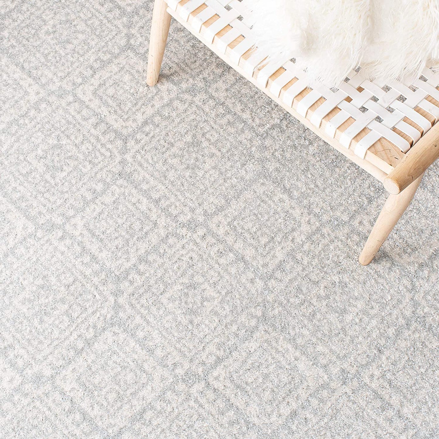 Moroccan Boho Distressed Area Rug Light Grey / Ivory