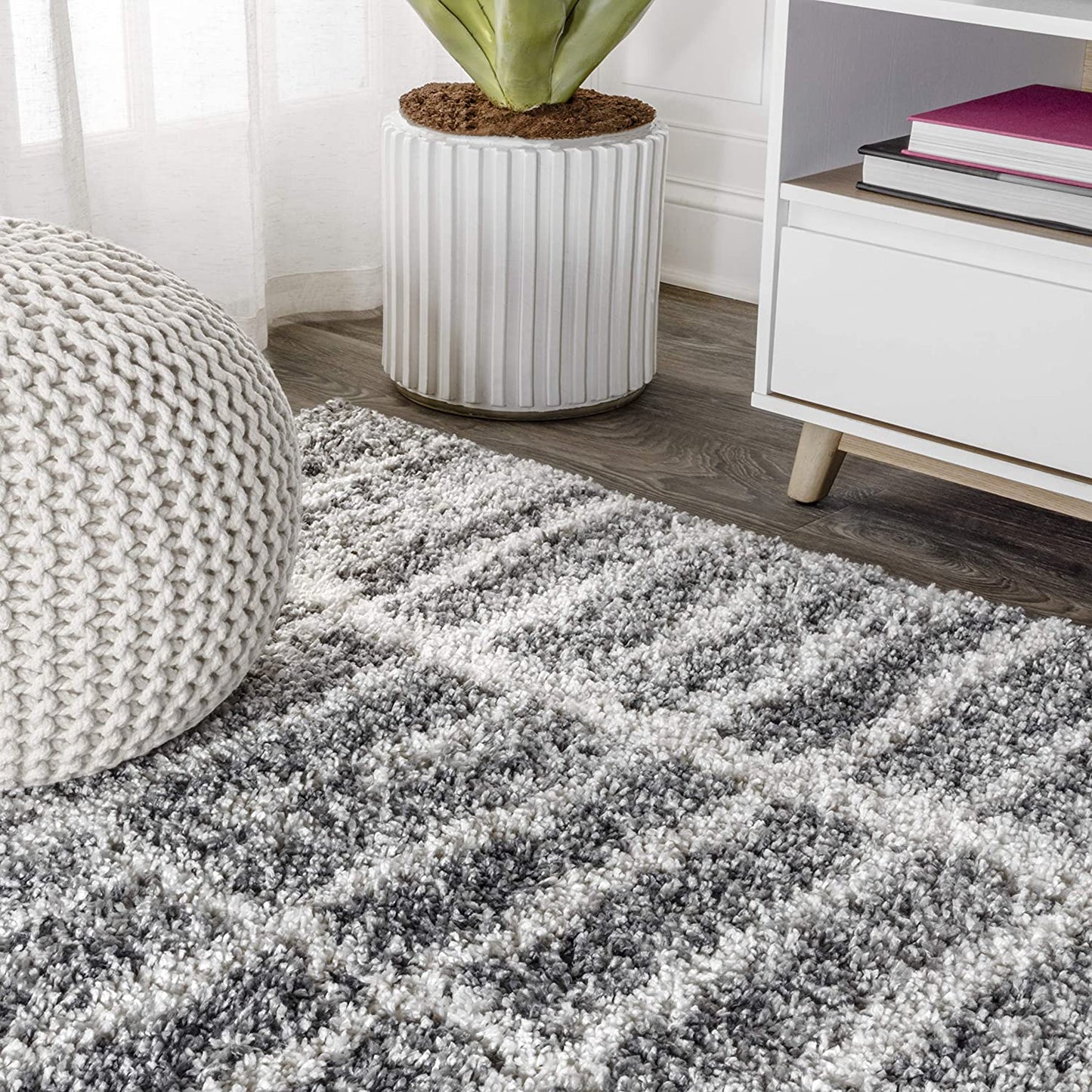 Merida Stacked Grid Shag Grey/Ivory Soft Area Rug
