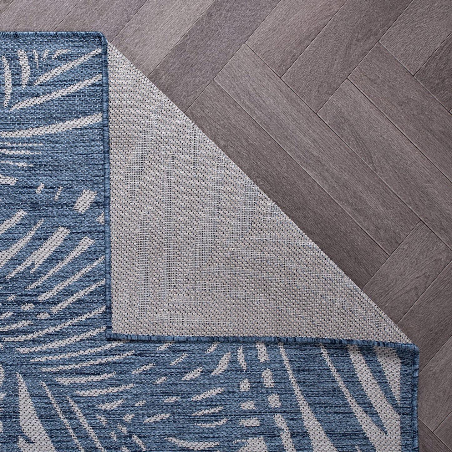 Contemporary Palm Leaf Flat Weave Rugs for Indoor/Outdoor
