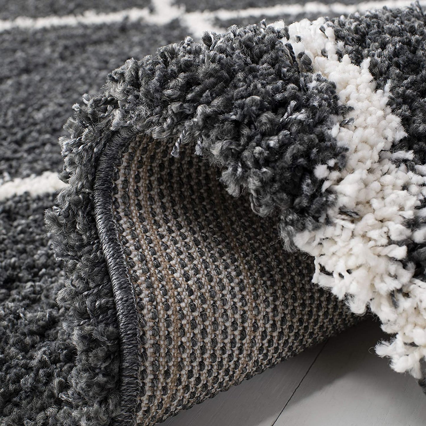 Diamond Trellis Dark Grey/Ivory Soft Plush Shag Area Rug 2-inch Thick