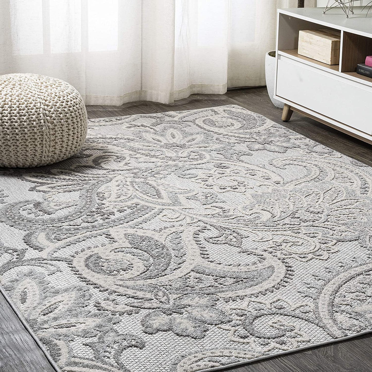 Gordes Paisley Indoor/Outdoor Light Gray/Ivory Rug