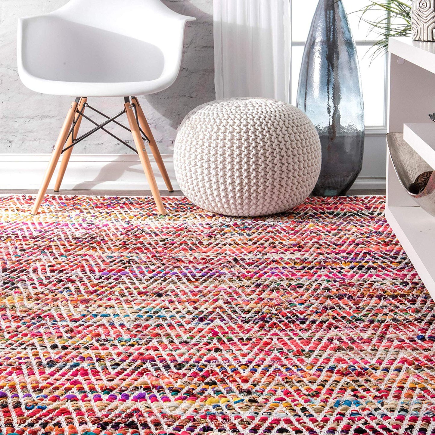 Handwoven Chevron Pattern Soft Magenta Texture Area Rug