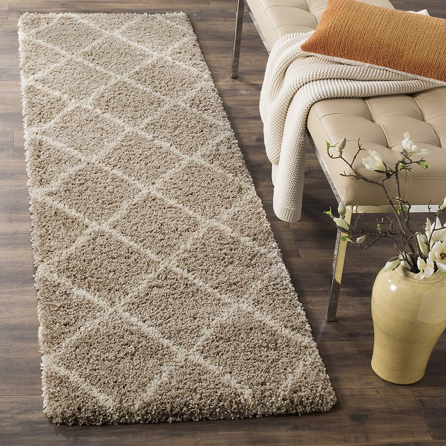 Diamond Trellis Beige/Ivory Soft Plush Shag Area Rug 2-inch Thick