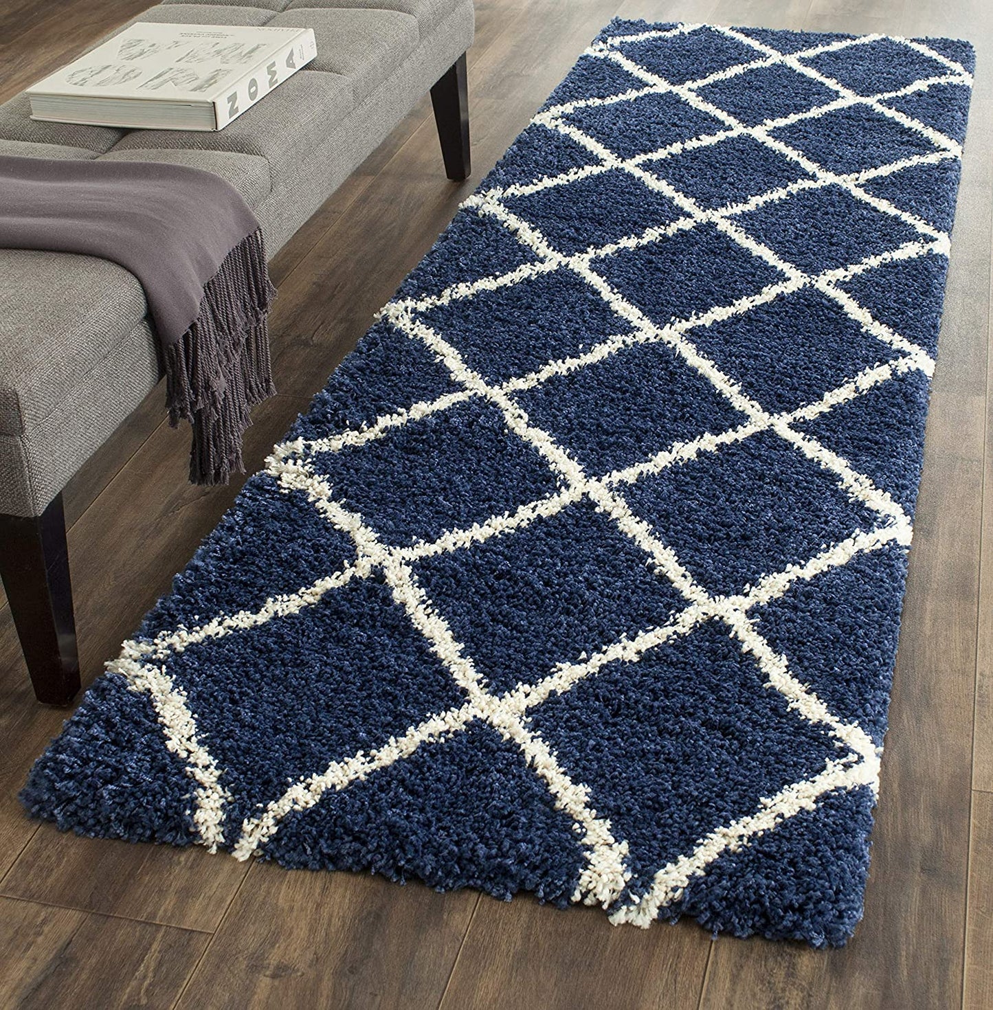 Diamond Trellis Navy/Ivory Soft Plush Shag Area Rug 2-inch Thick