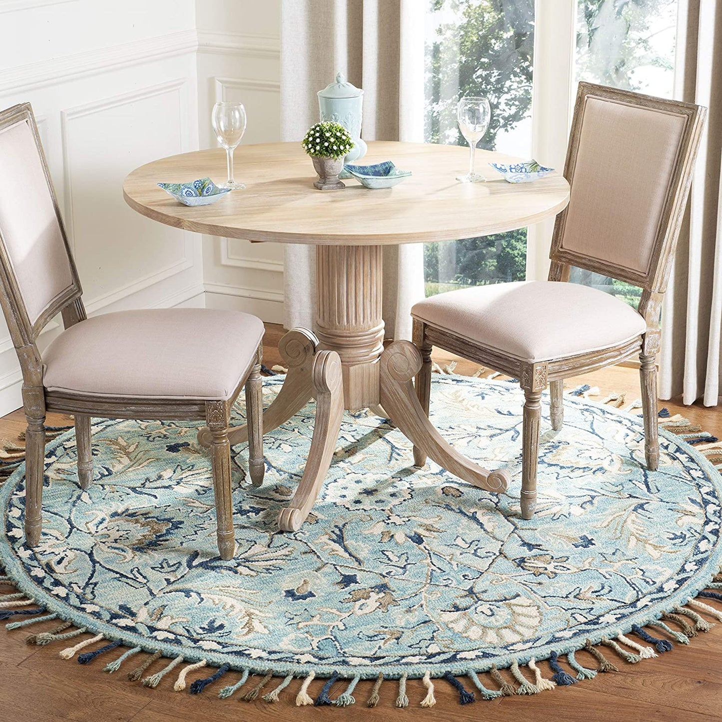 Blossom Collection Handmade Tassel Premium Wool Accent Rug Blue / Ivory
