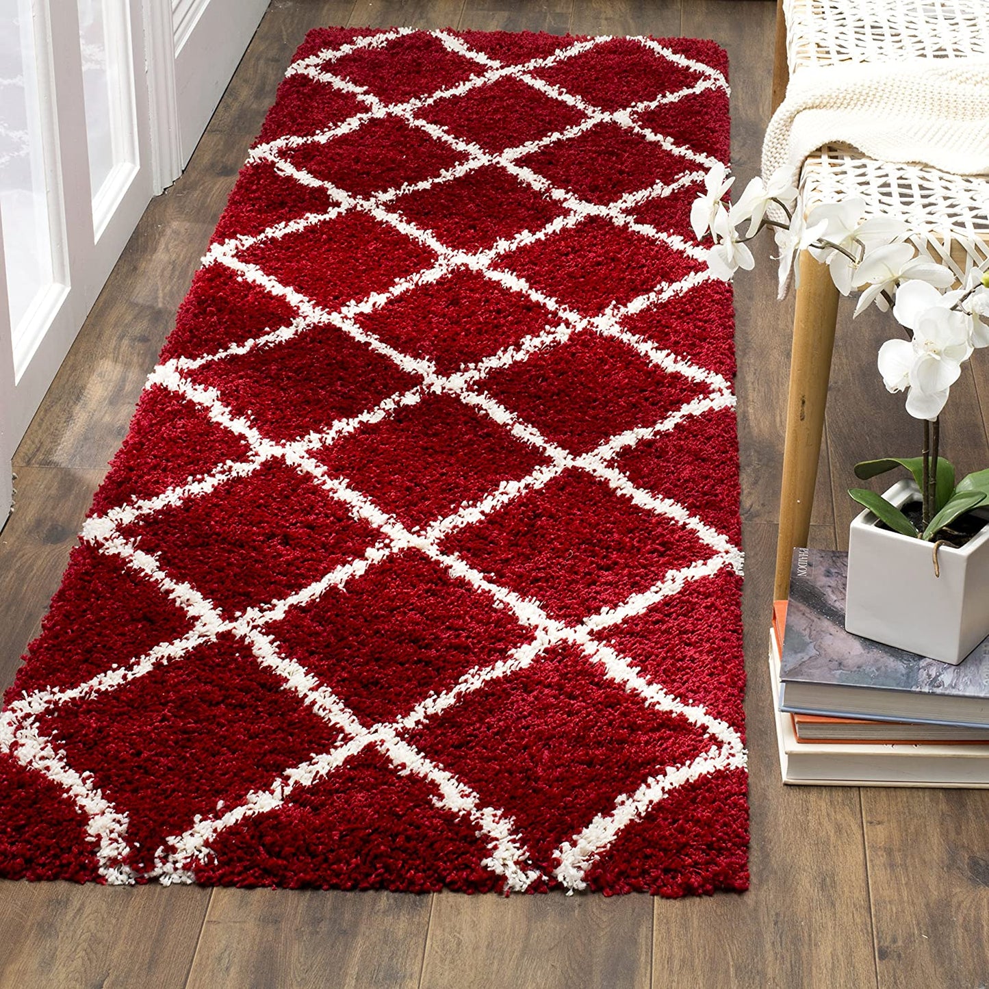 Diamond Trellis Red/Ivory Soft Plush Shag Area Rug 2-inch Thick