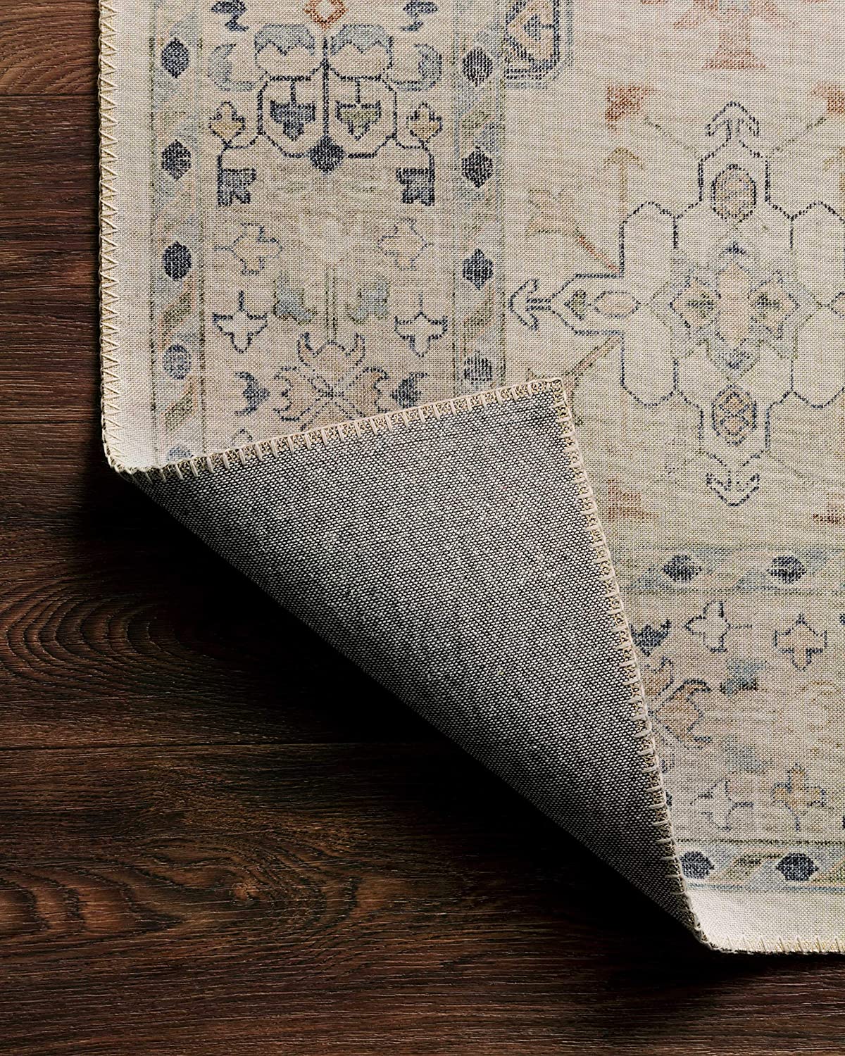 Hathaway Collection  Beige / Multi, Traditional Soft Area Rug