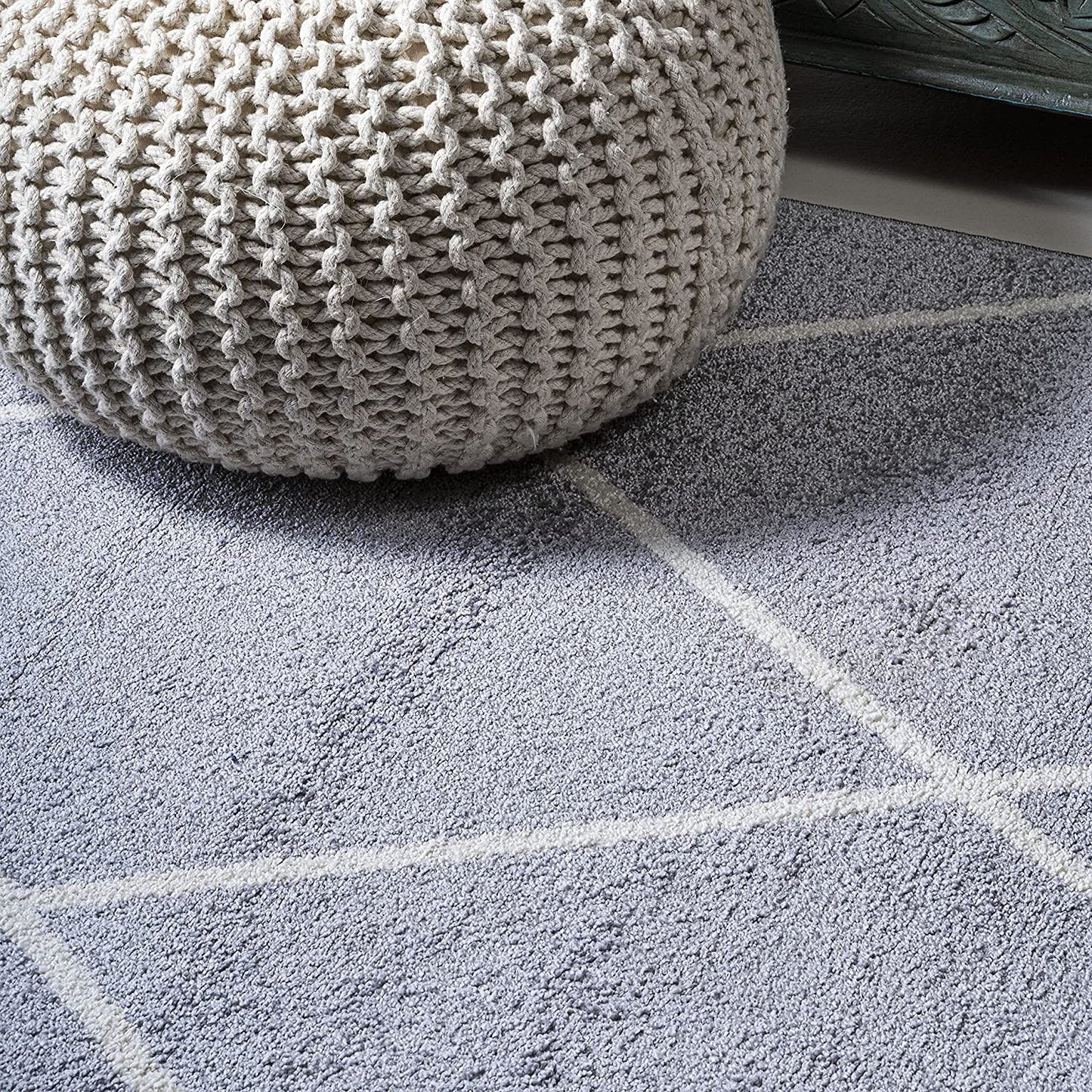 Minimalist Diamond Trellis soft Area Rug