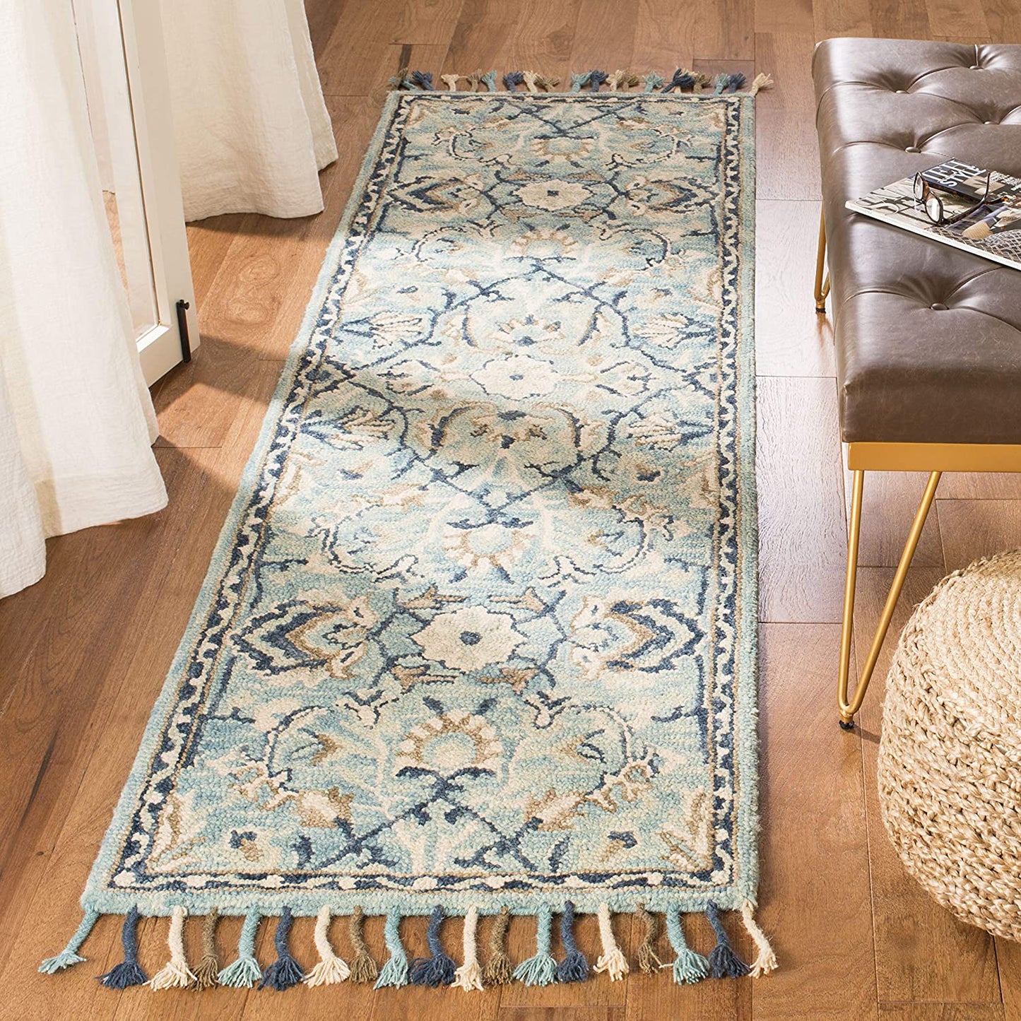 Blossom Collection Handmade Tassel Premium Wool Accent Rug Blue / Ivory