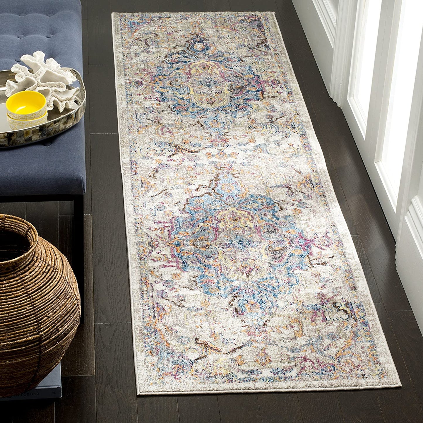 Medallion Distressed Area Rug, Blue / Light Grey