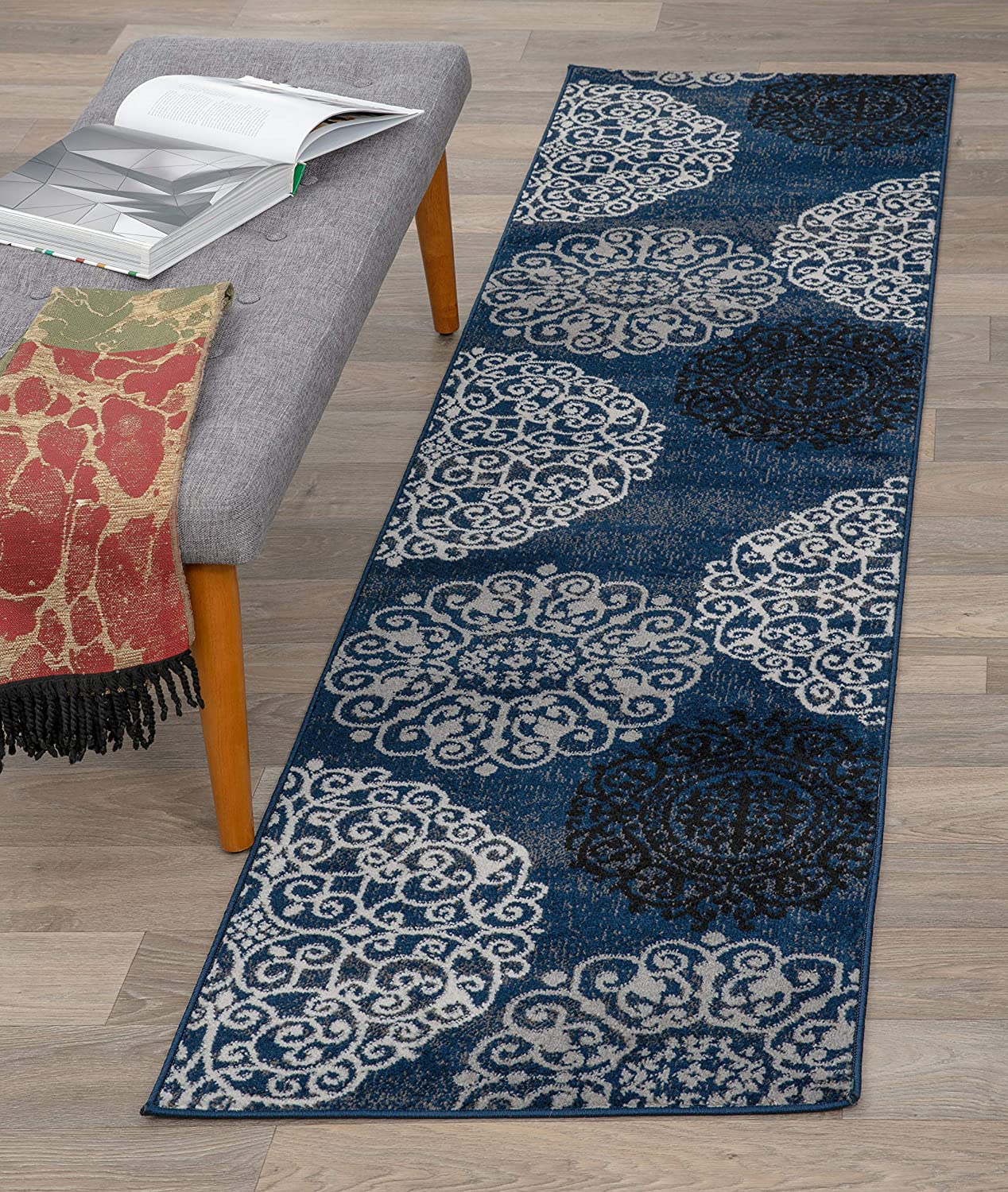 Contemporary Modern Floral Area Rug Black