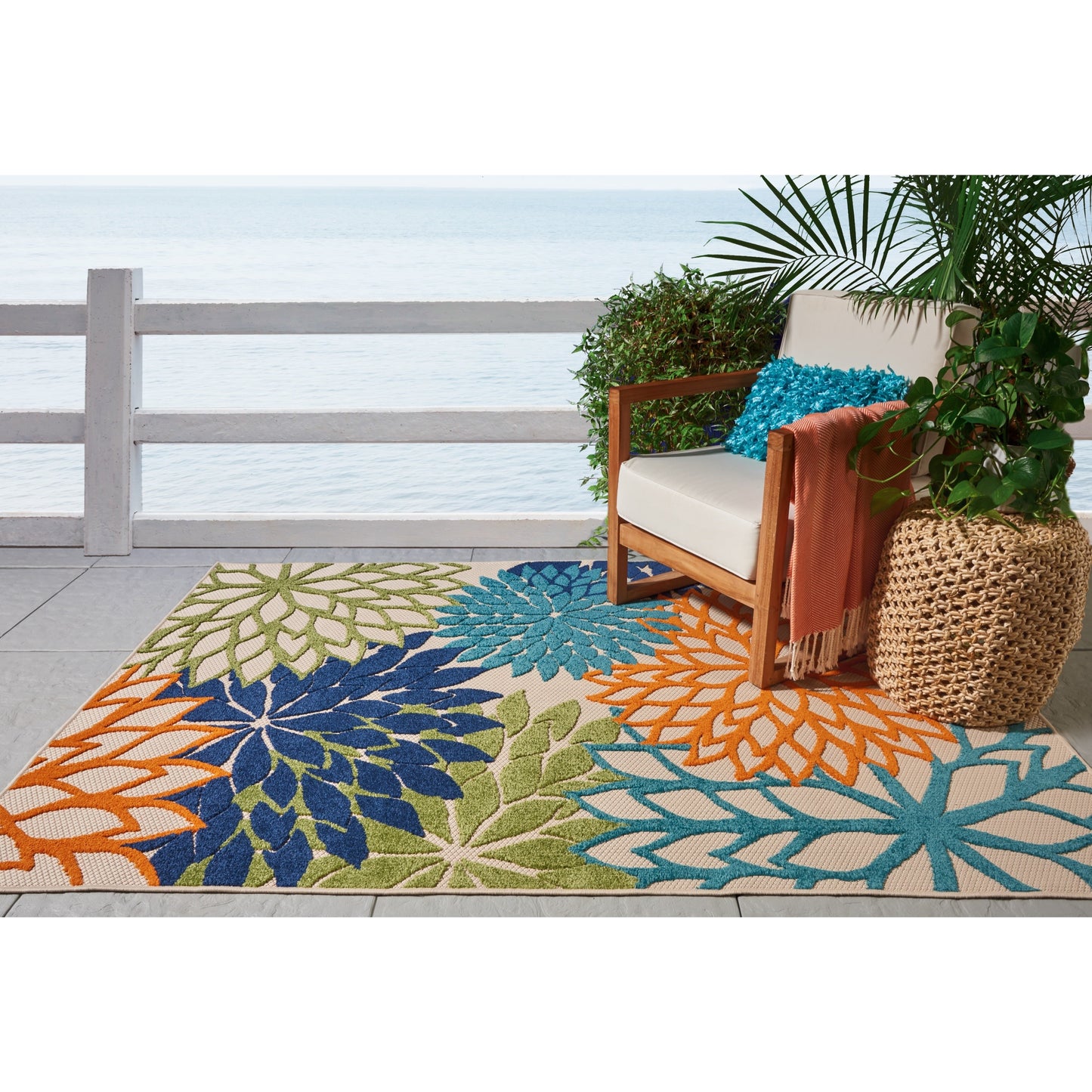 Floral Indoor/Outdoor Multi-color Area Rug