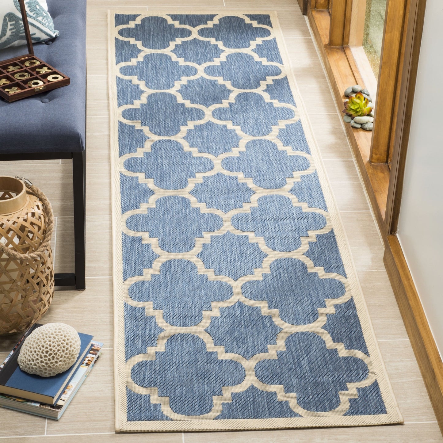Courtyard Blue/ Beige Indoor/ Outdoor Rug