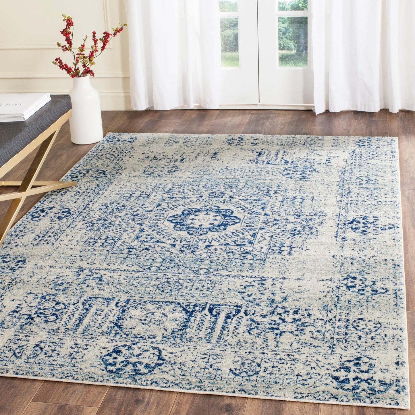 Blue Ivory Distressed Medallion Area Rug