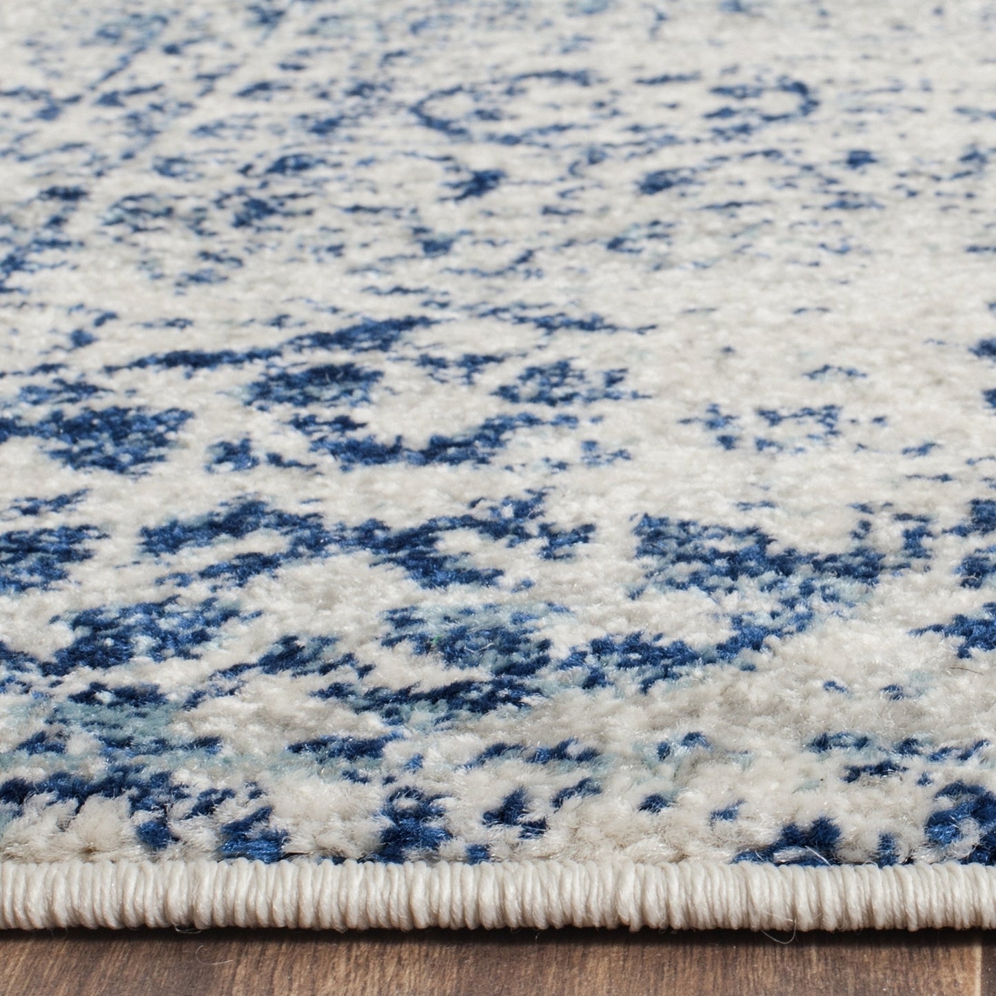 Blue Ivory Distressed Medallion Area Rug