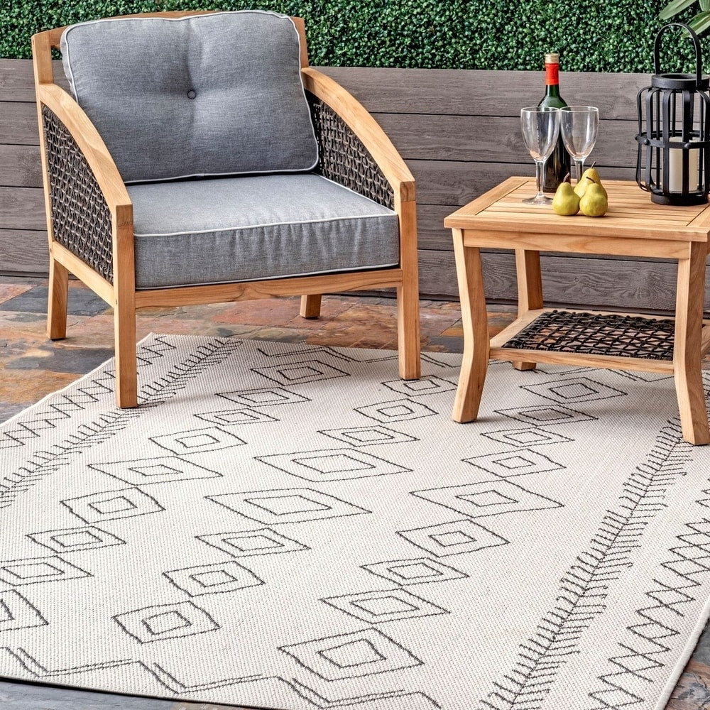 Moroccan Tribal Accent Indoor/Outdoor Area Rugs - Durable/Easy Maintenance