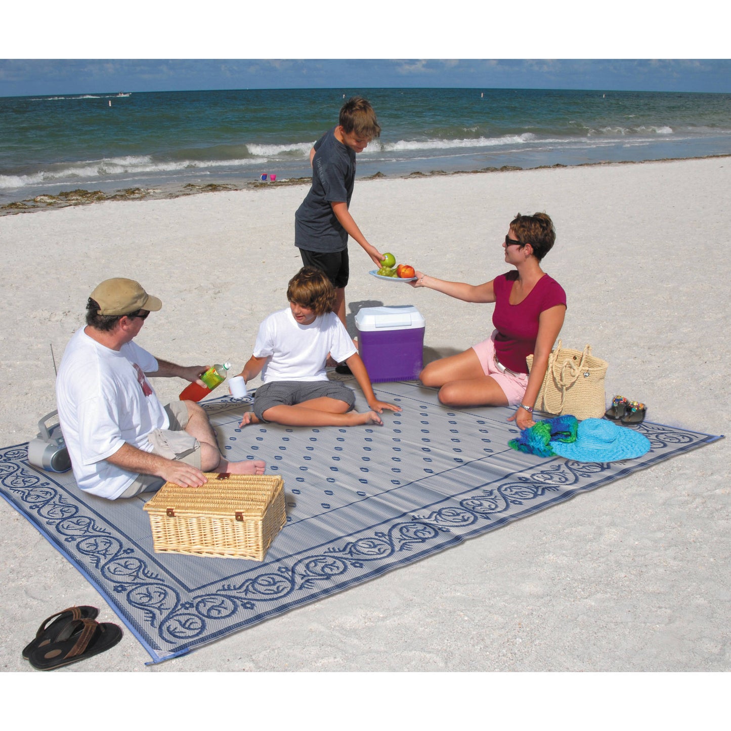 Reversible Indoor/Outdoor Rug/Mat With Carry Strap - 9 x 12 Size