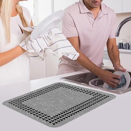 Ultra Absorbent Dish Drying Mats - Machine Washable and Super Fast Drying - Practical Solution for Efficiently Drying Dishes - 15,7 by 19,6 Inches (Black)