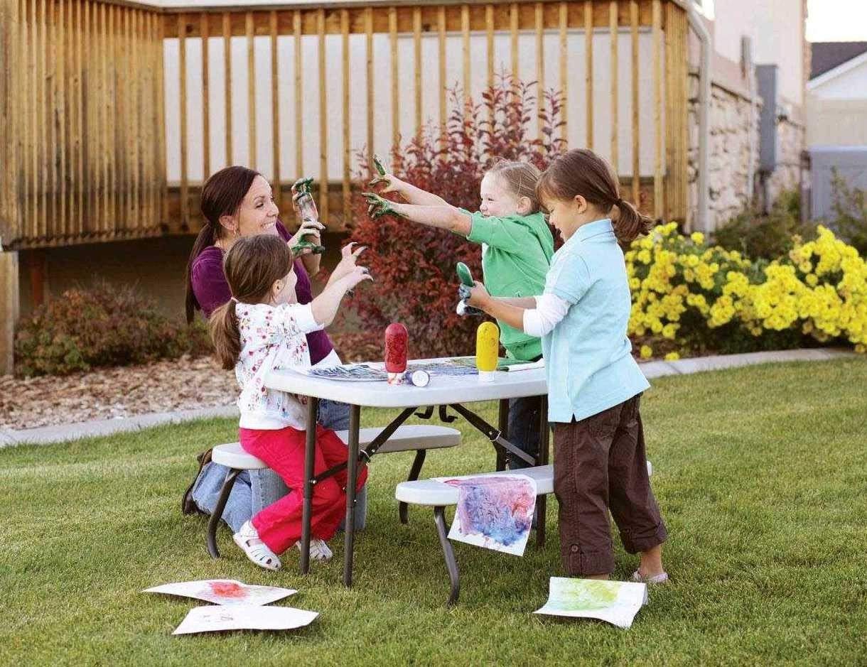Kids Picnic Foldable Table UV-Protected Stain Resistant