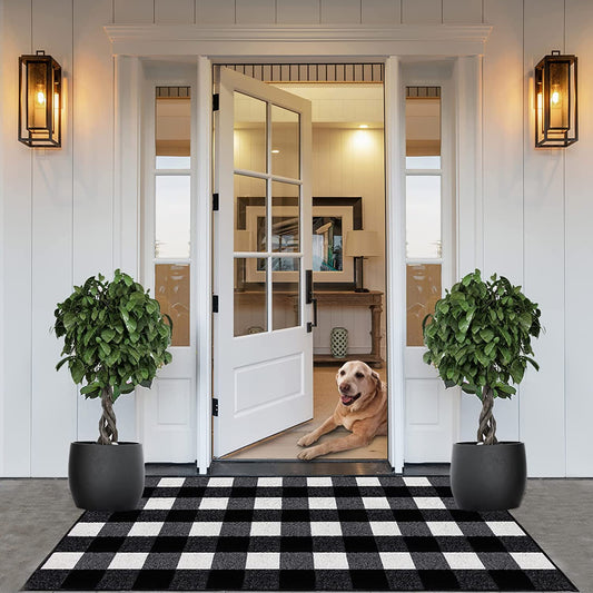 Farmhouse 1.6'x5' Entry Non Slip Rubber Backing Black and White Rug