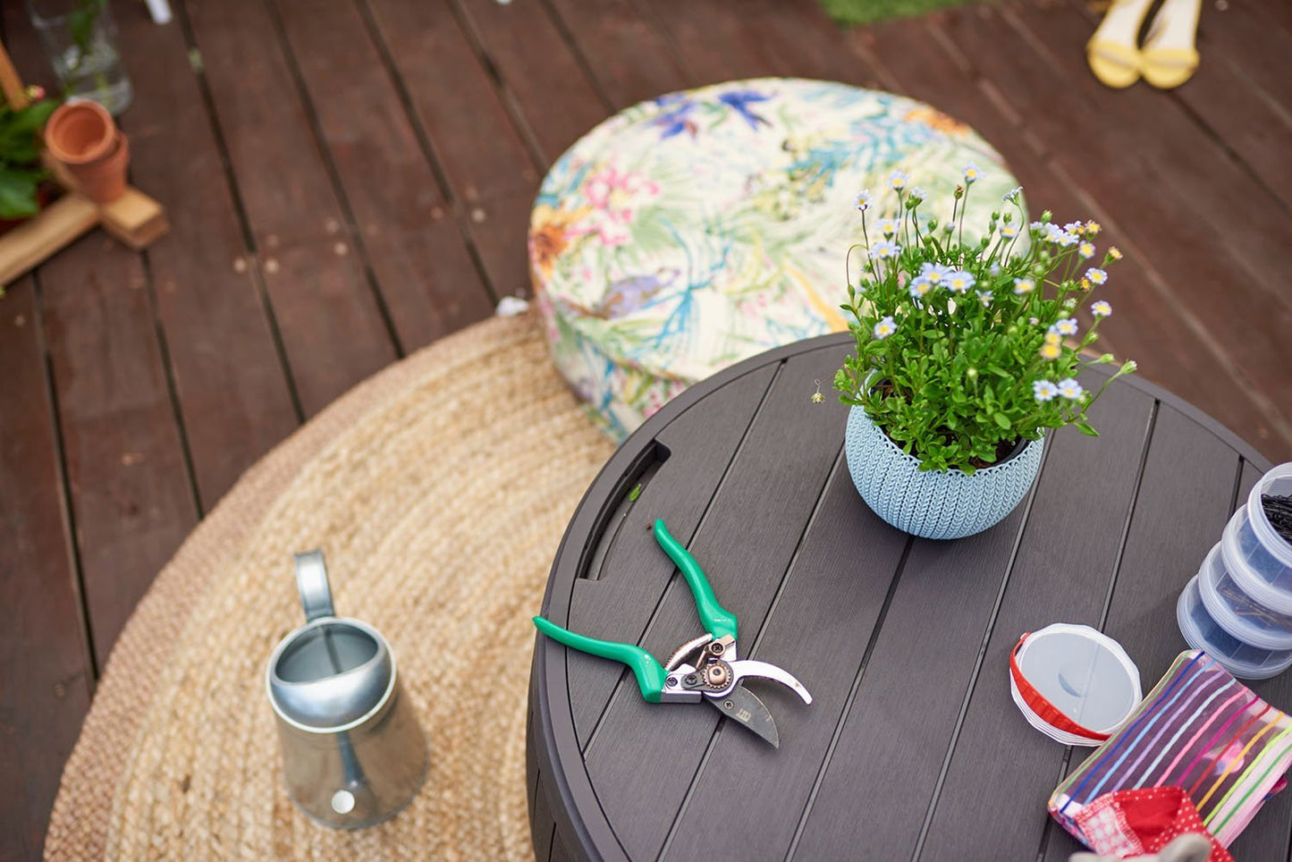 Brown Natural Wood Style Round Outdoor Storage Table/Ottoman - 37 Gallon