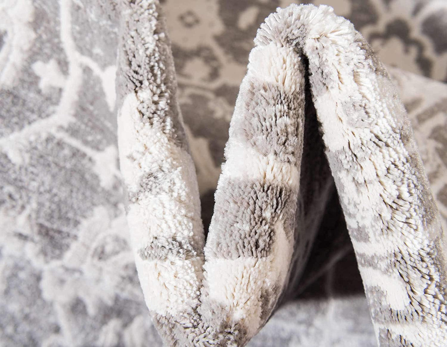 New Classical Collection Area Rug, Gray