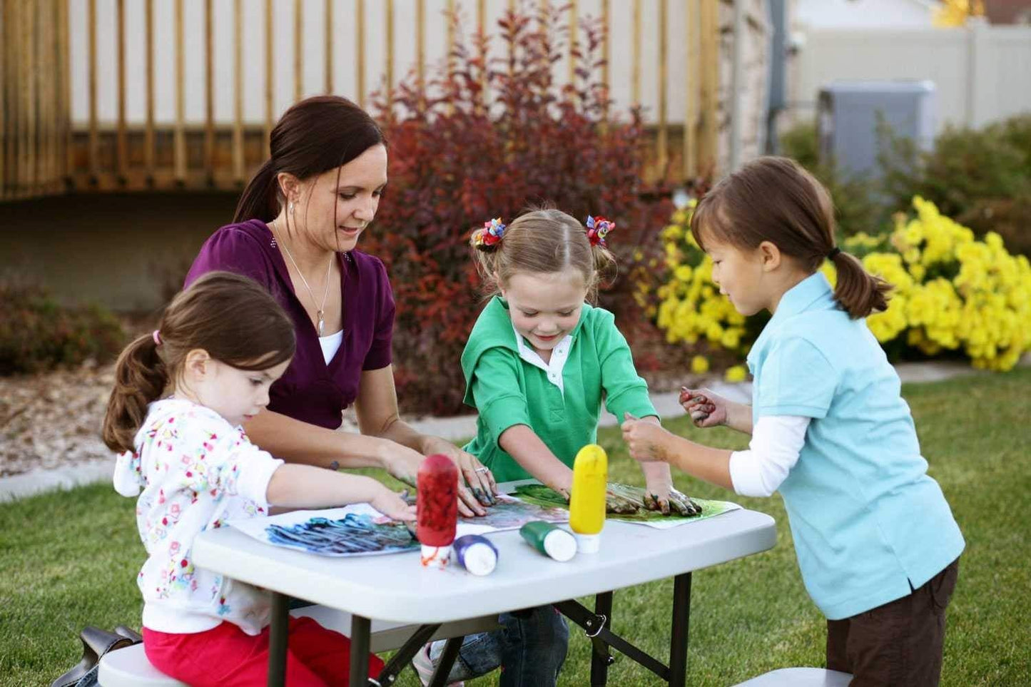 Kids Picnic Foldable Table UV-Protected Stain Resistant