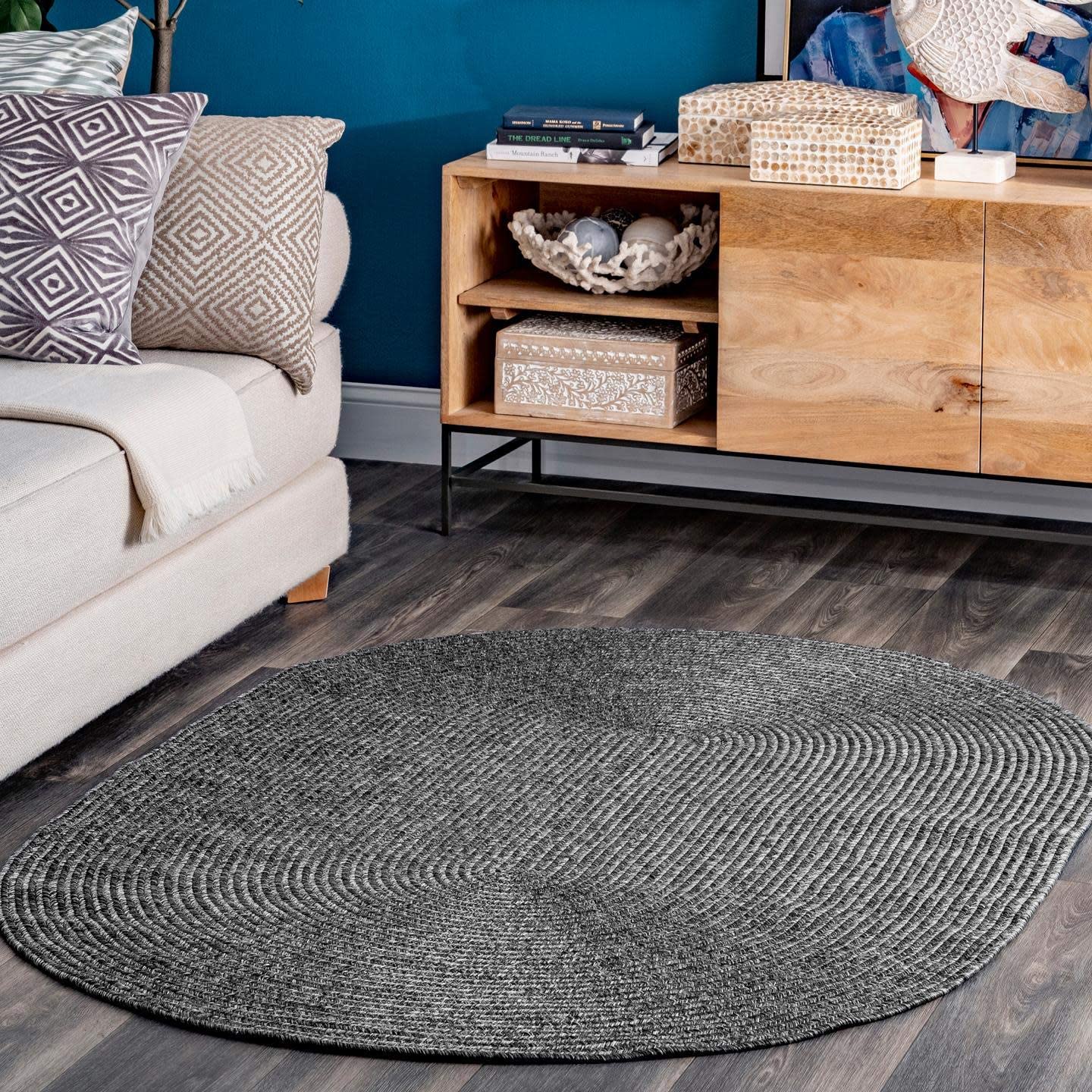 Braided Handmade Charcoal Indoor/Outdoor Soft Area Rug