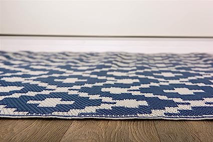 Maui Contemporary Geometric Reversible Crease-Free Waterproof Premium Recycled Plastic Outdoor Rugs -  3' x 5'