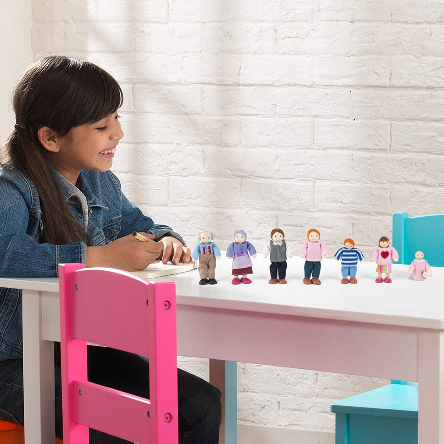 Doll Family of 7 Multi
