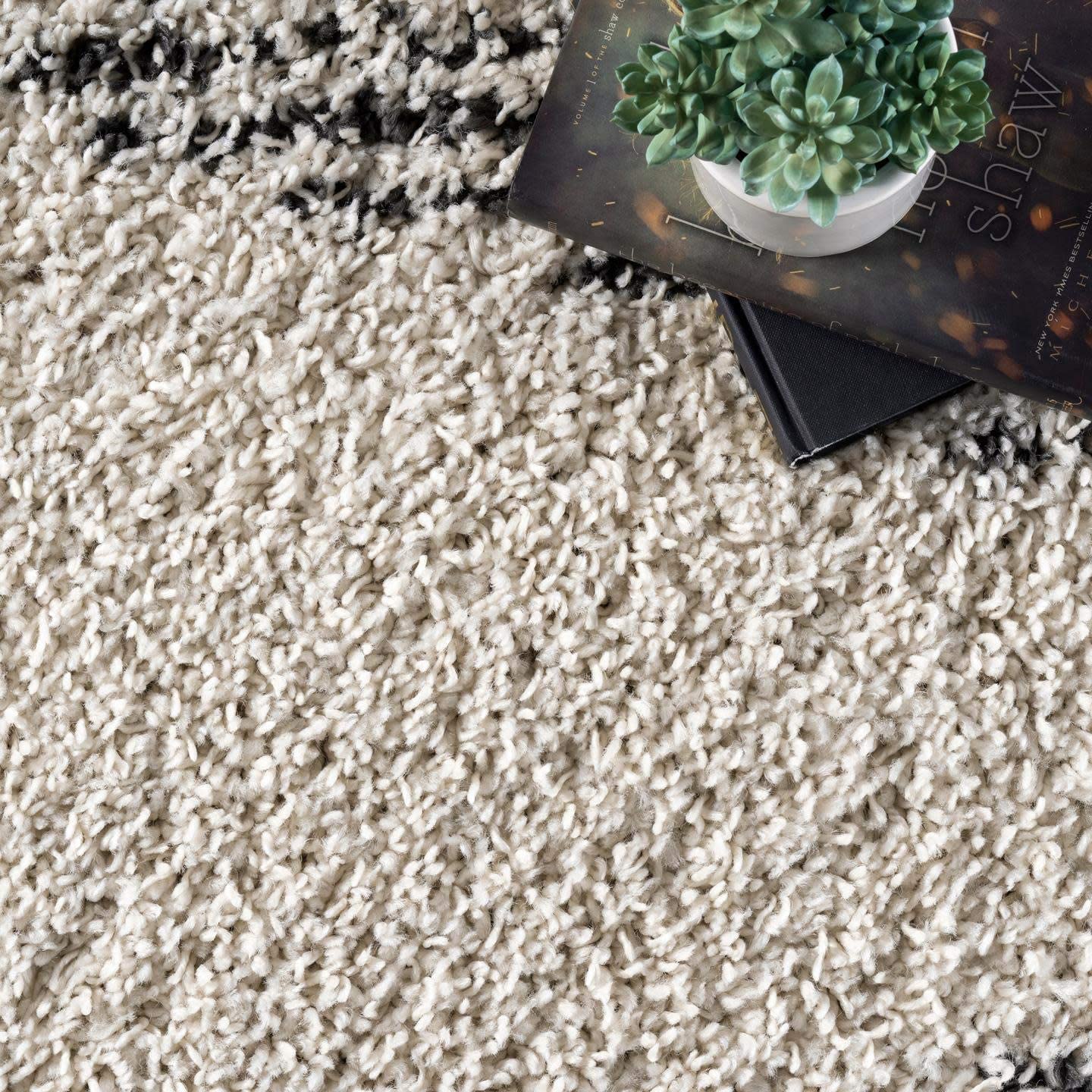 Moroccan Plush Soft Off-white Grey Shag Rug