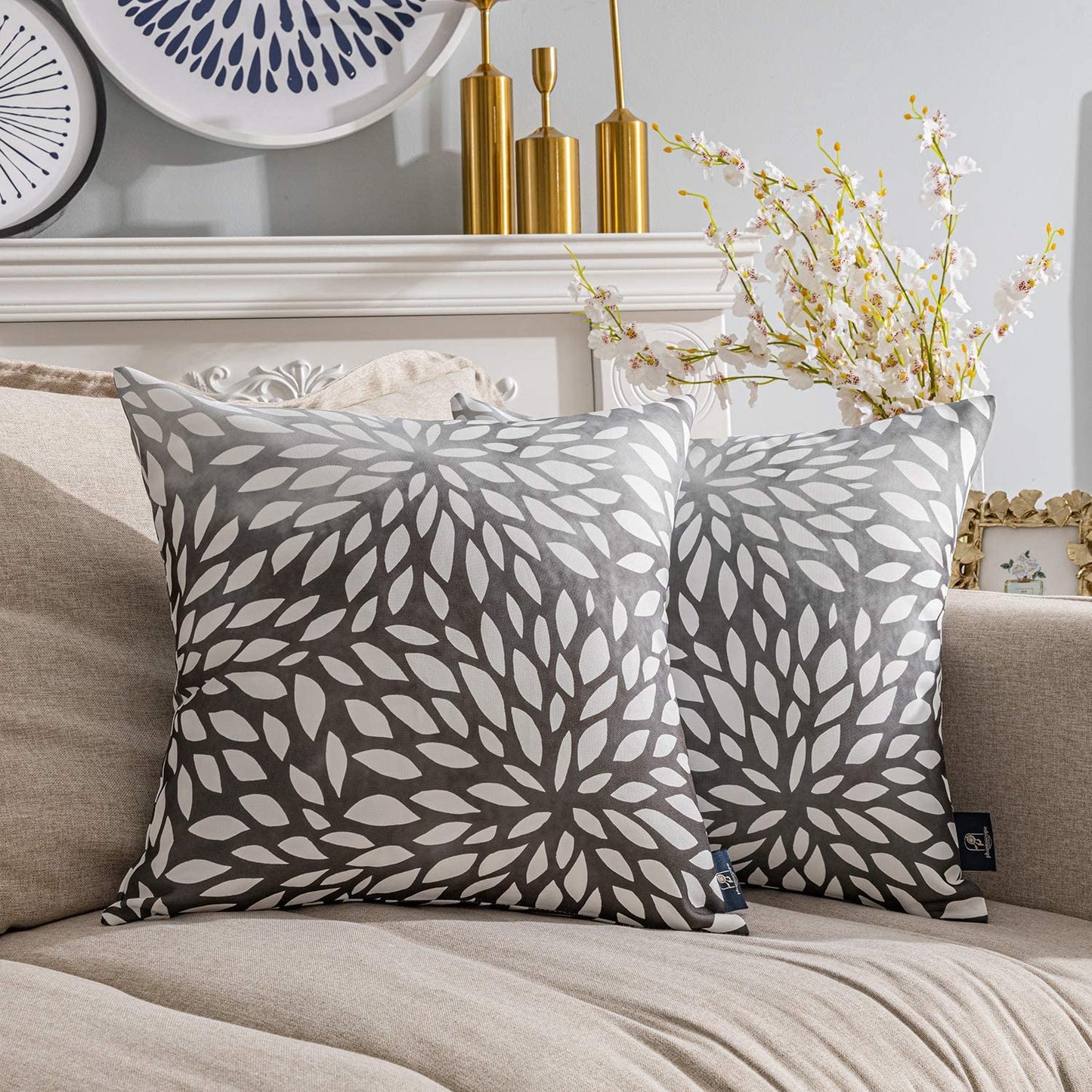 Pack of 2 New Living Series Gradient Petals Double Side Print Decorative Throw Pillow Cover