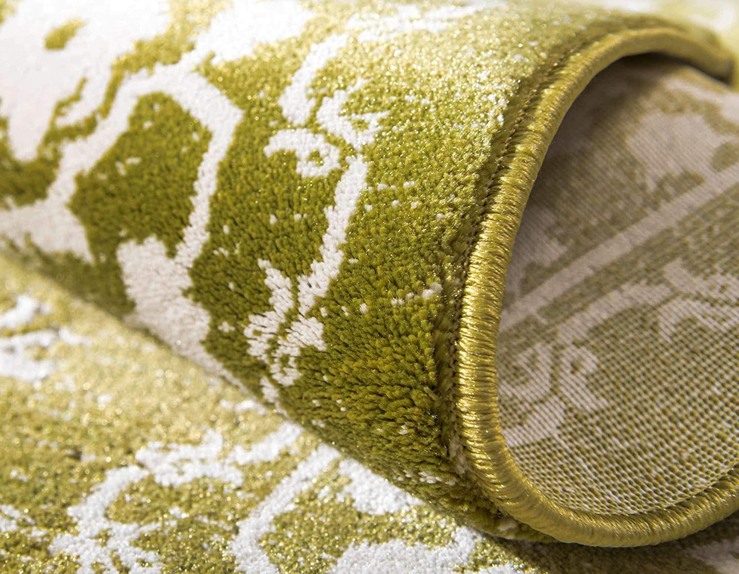 New Classical Collection Area Rug Blue